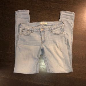 Women’s Hollister light wash jeans